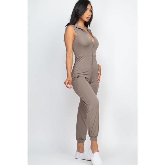 Collared Zip Front Sleeveless Jumpsuit - Picture 3 of 7